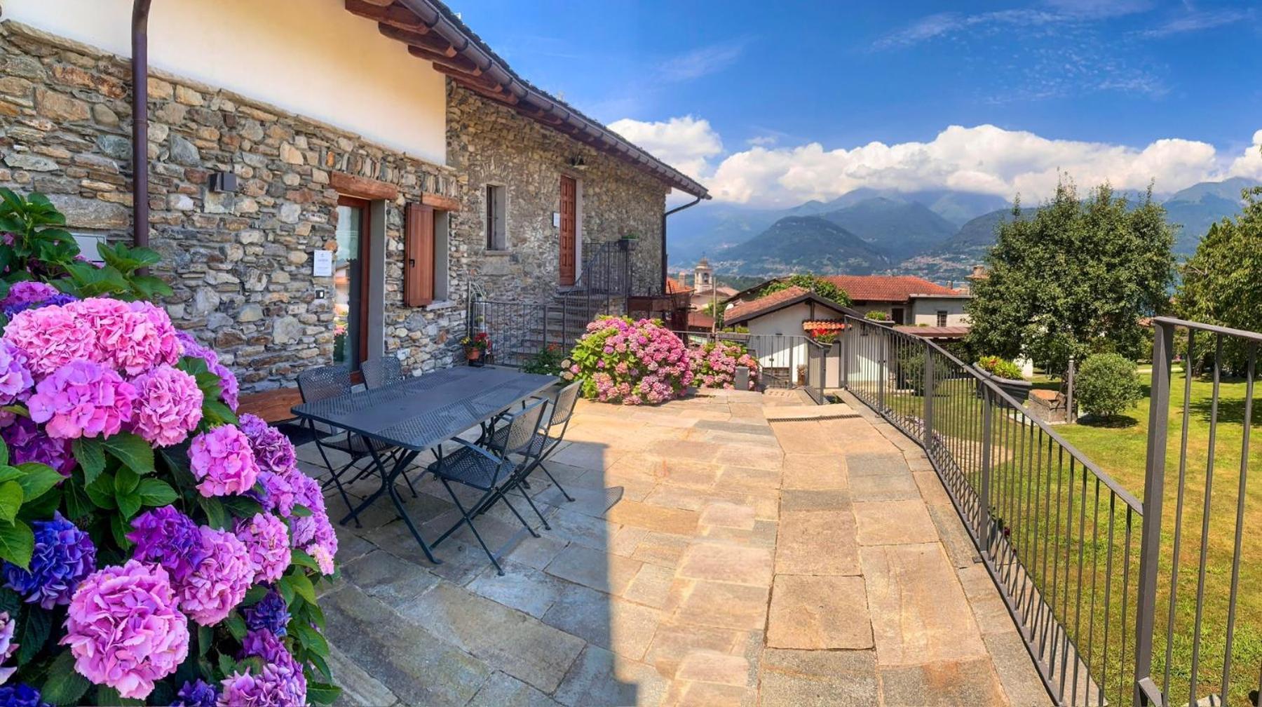 La Volta - Lake Como Heritage Home In Molino Maufet Watermill - Patio On The Garden Colico Exterior photo